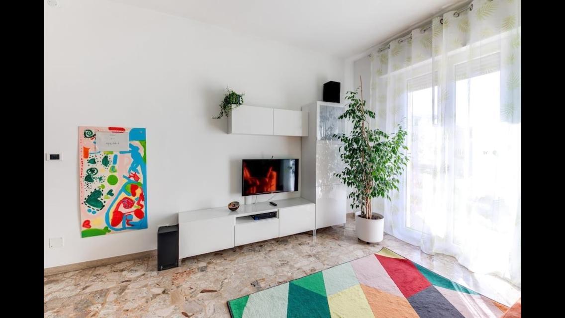 Apartmán A Due Passi Dal Centro Forlì Exteriér fotografie