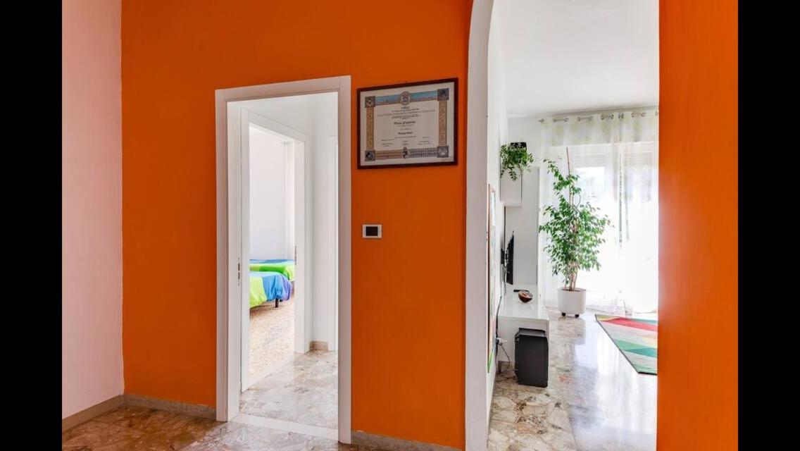 Apartmán A Due Passi Dal Centro Forlì Exteriér fotografie