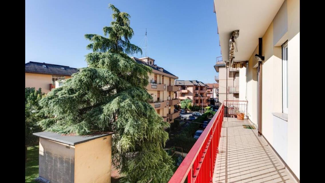 Apartmán A Due Passi Dal Centro Forlì Exteriér fotografie